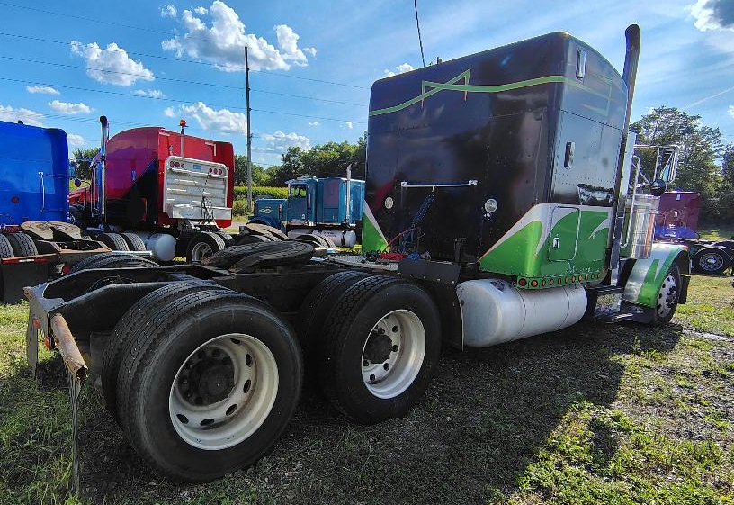 1996 PETERBILT 379 - Image 10